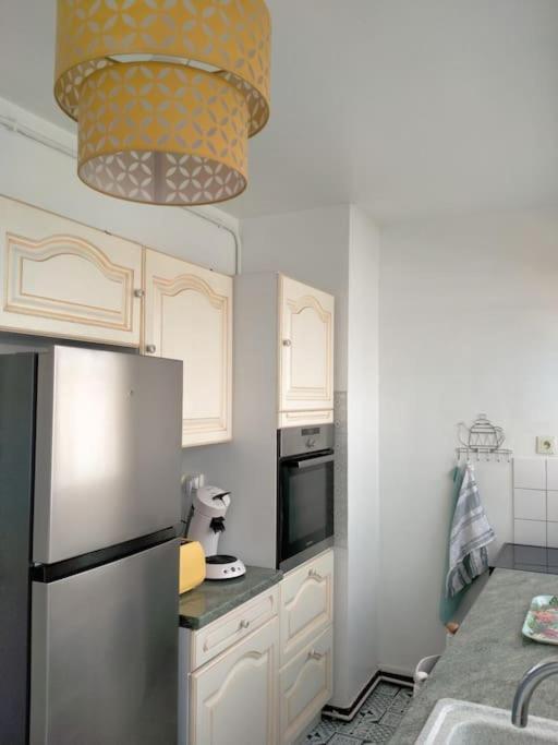 Appartement T3 Plein Centre Saint-Raphaël Kültér fotó